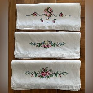 VINTAGE Set of 3 Linen Tea Towels Embroidered Cross Stitch Floral Cottagecore